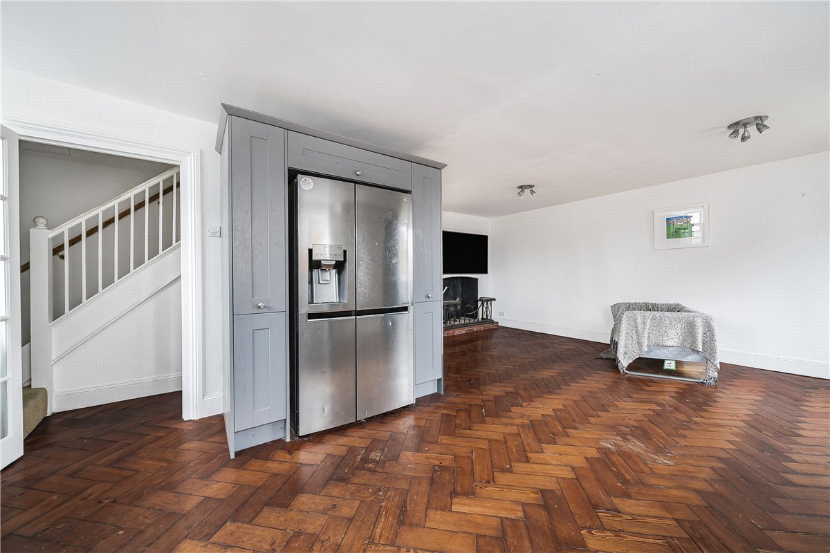 3 bedroom house, Herd Street, Marlborough SN8 - Available