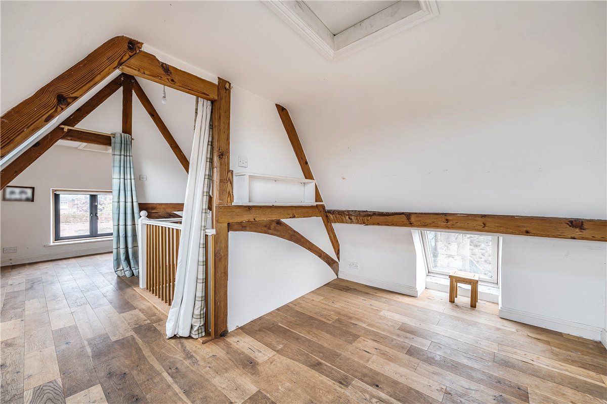 3 bedroom house, Herd Street, Marlborough SN8 - Available