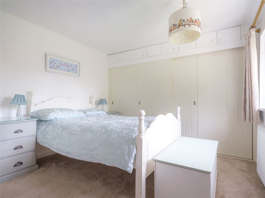 3 bedroom house, Bondfields, Woodborough SN9 - Available