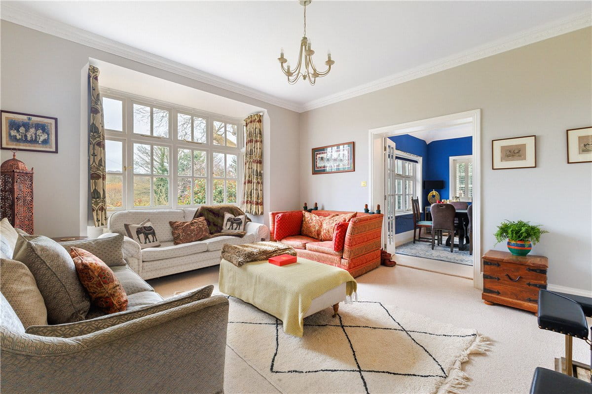 5 bedroom house, Bath Road, Marlborough SN8 - Available