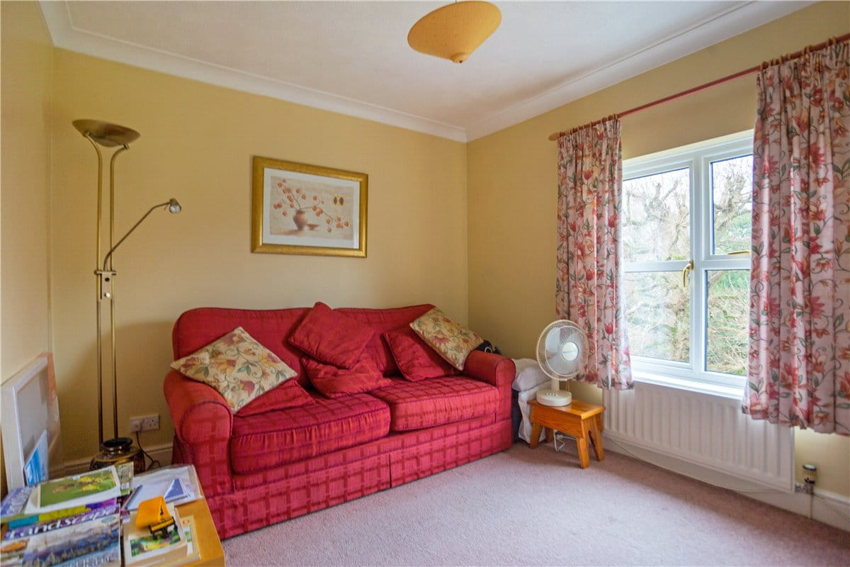 4 bedroom house, King Alfred Close, Pewsey SN9 - Available
