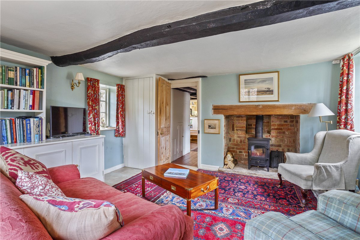 5 bedroom house, The Street, Marden SN10 - Available