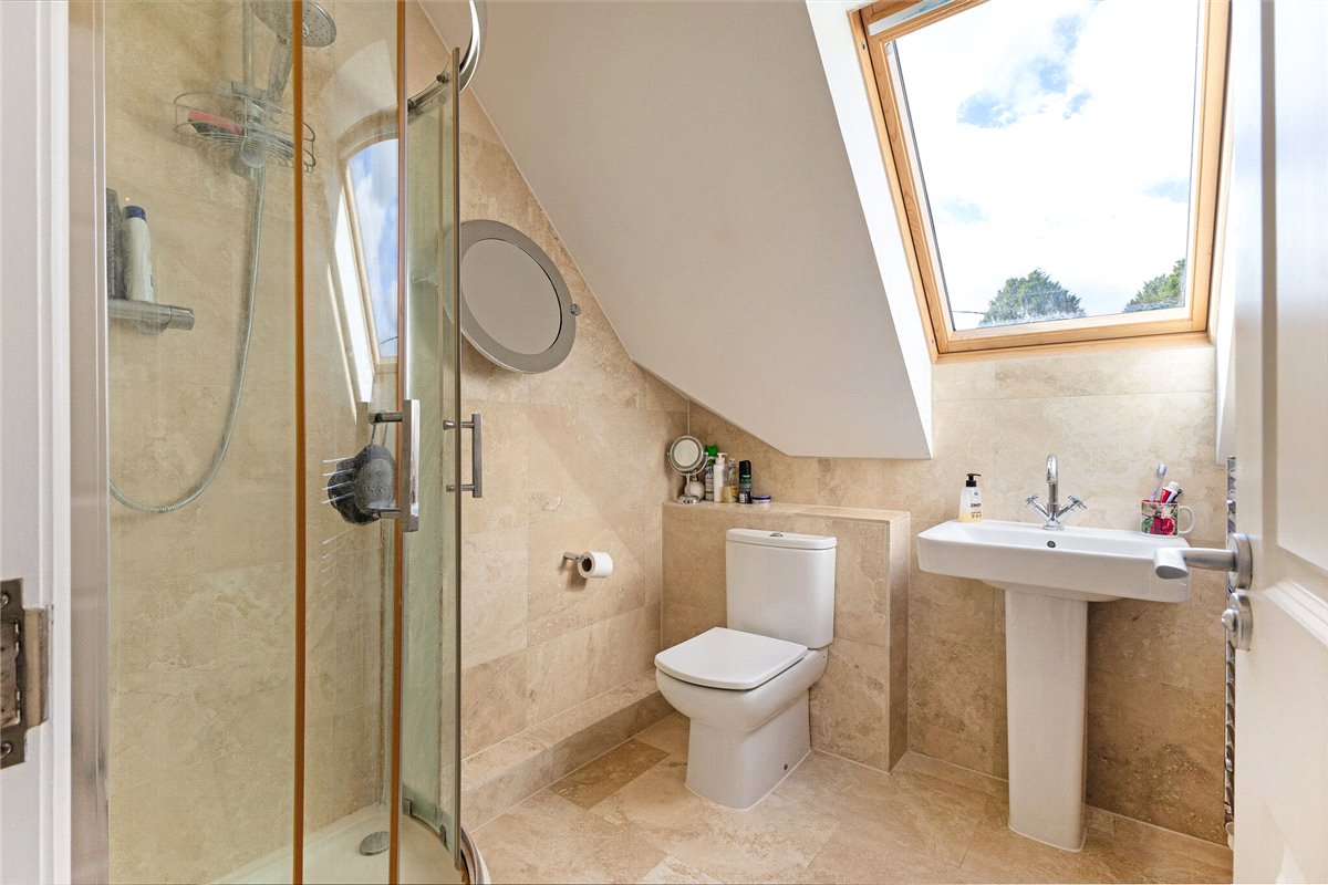 4 bedroom house, Upavon Road, North Newnton SN9 - Available