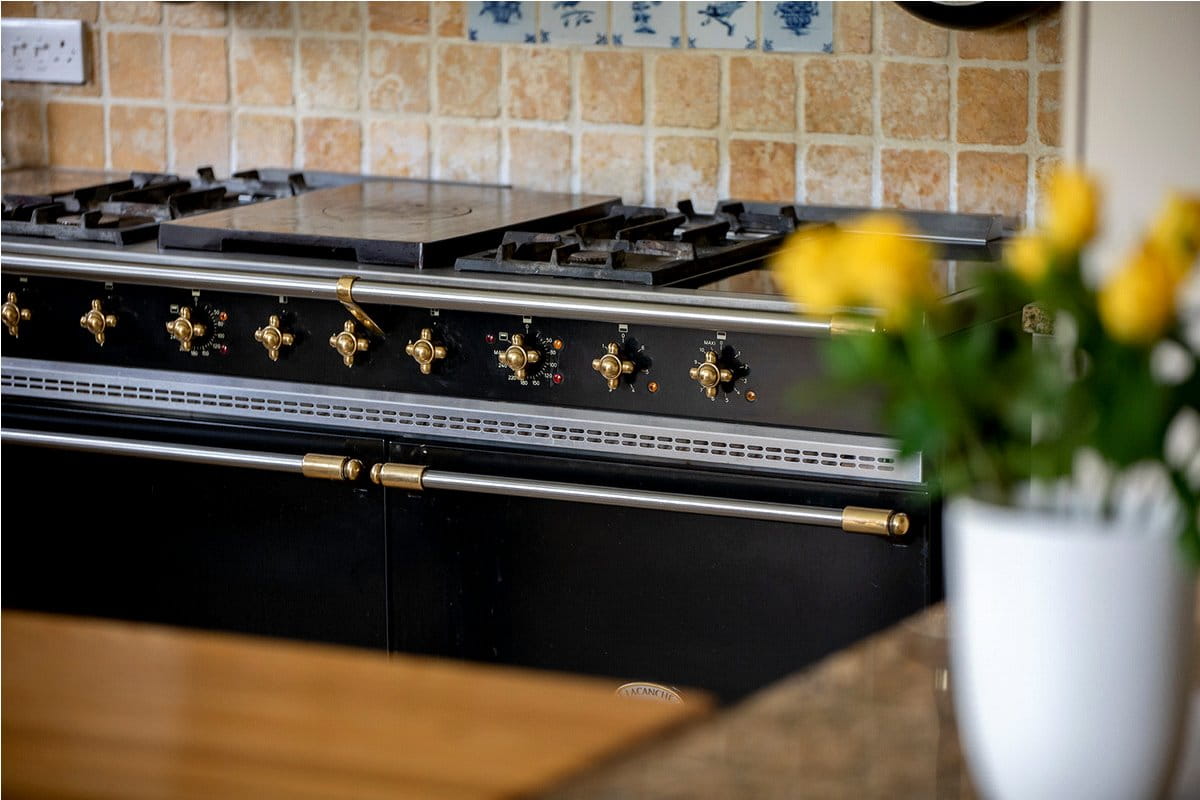 6 bedroom house, Milton Lilbourne, Pewsey SN9 - Available