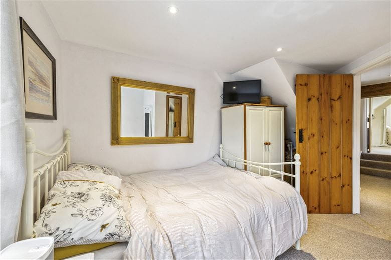 3 bedroom house, Crooked Corner, Aldbourne SN8 - Available