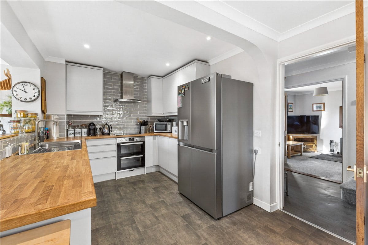 4 bedroom house, Forge Lane, West Overton SN8 - Available