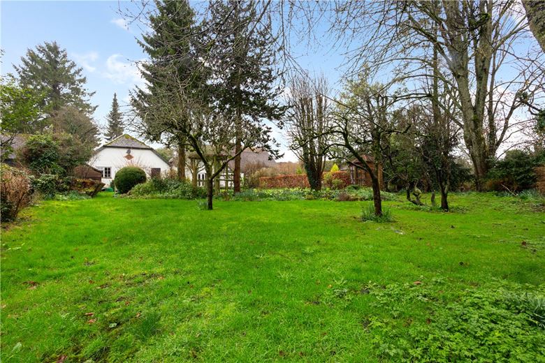 4 bedroom cottage, Sunton, Collingbourne Ducis SN8 - Available