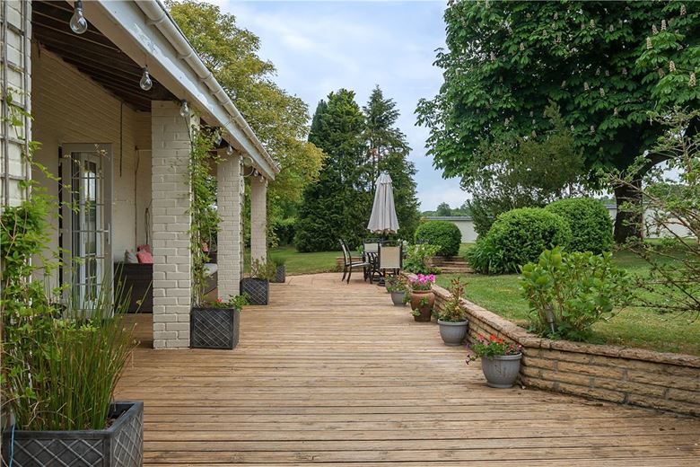 5 bedroom house, Clench Common, Marlborough SN8 - Available