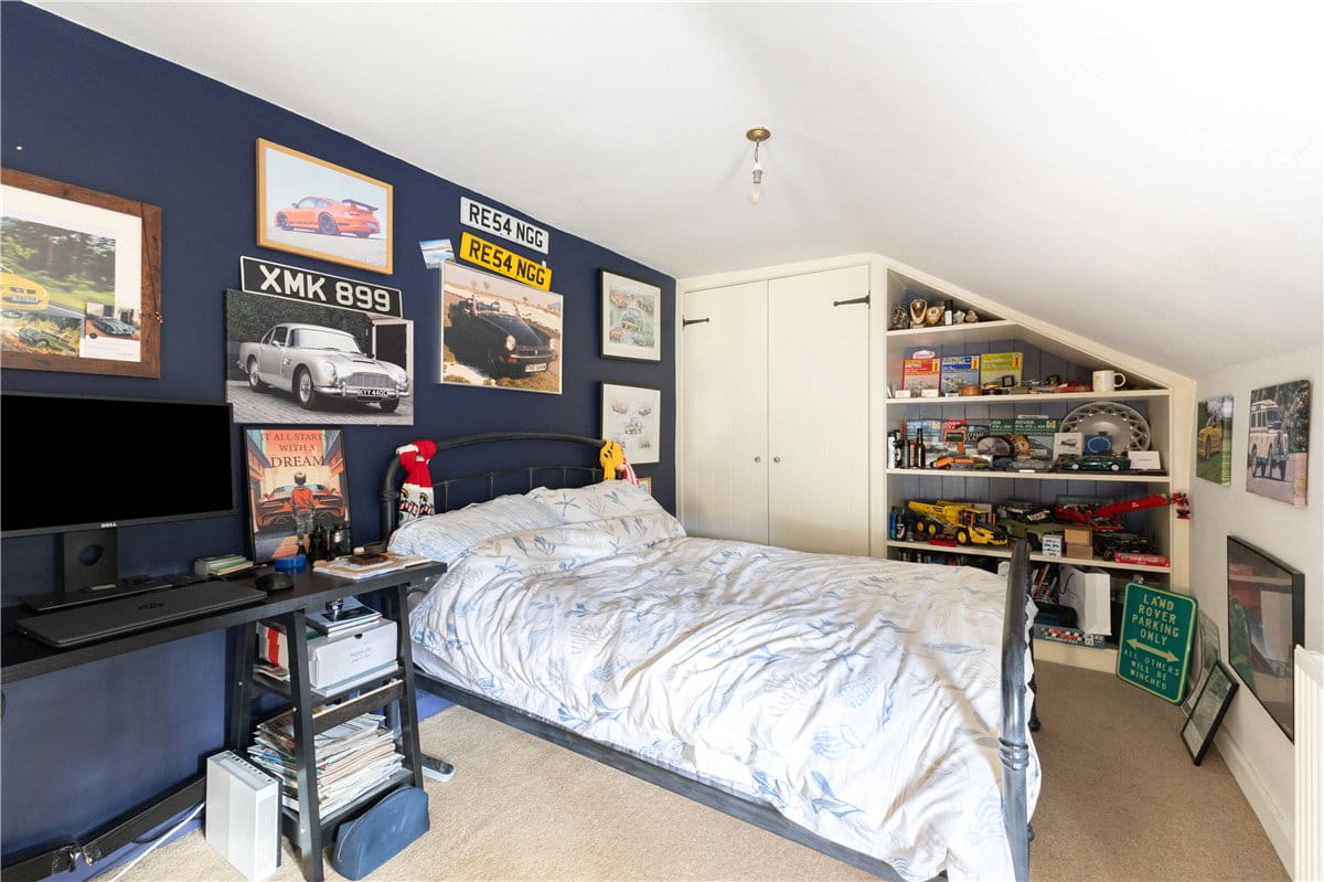 4 bedroom house, Fosbury, Wiltshire SN8 - Available