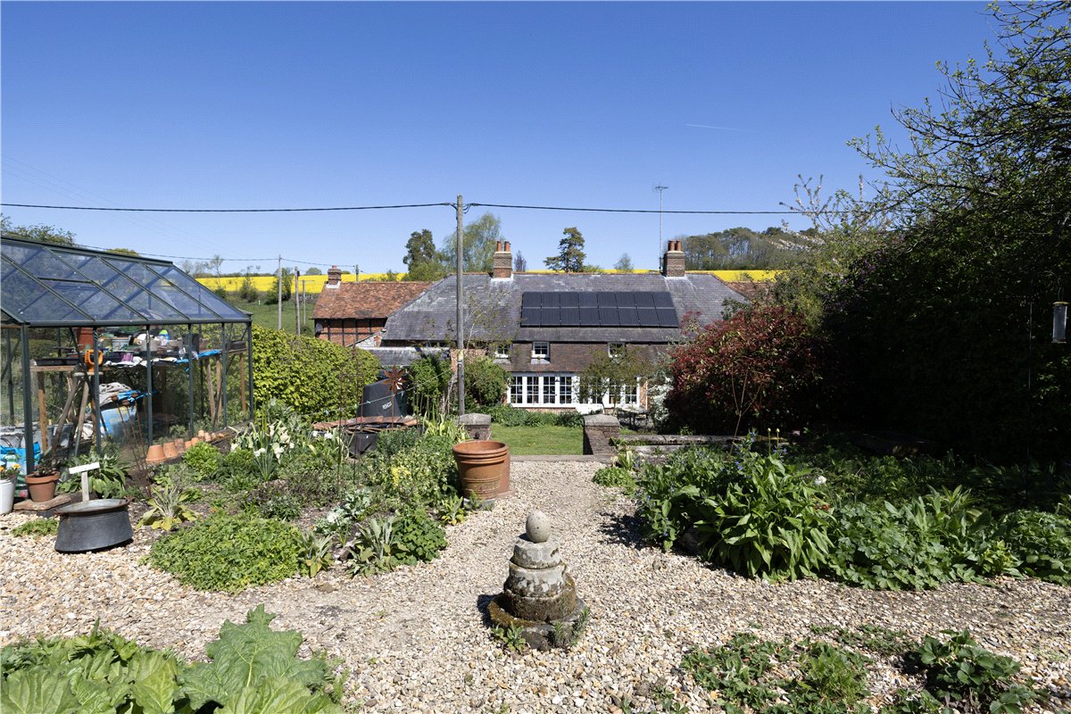 4 bedroom house, Fosbury, Wiltshire SN8 - Available