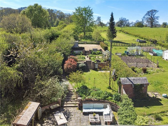 4 bedroom house, Fosbury, Wiltshire SN8 - Available