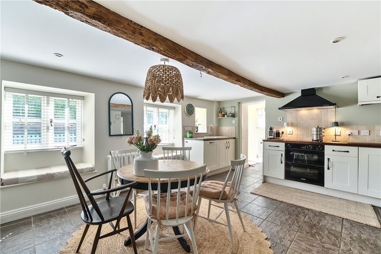 3 bedroom house, Ogbourne St. George, Marlborough SN8 - Available