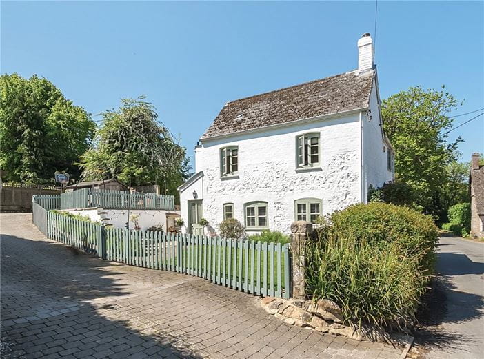 3 bedroom house, Ogbourne St. George, Marlborough SN8 - Available