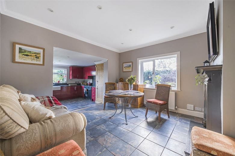 3 bedroom house, Newtown, Shalbourne SN8 - Available