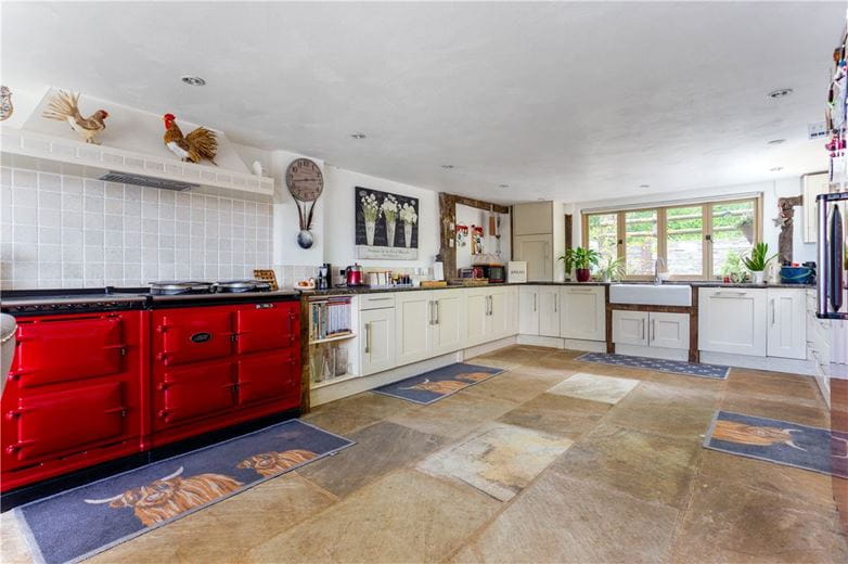 6 bedroom , Collingbourne Kingston, Marlborough SN8 - Available