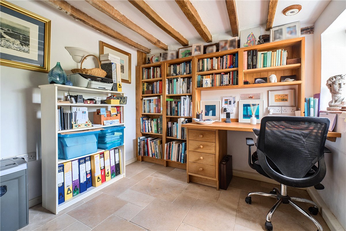 3 bedroom house, Wootton Rivers, Marlborough SN8 - Available