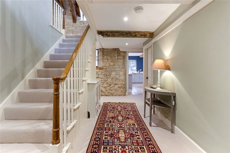 4 bedroom house, High Street, West Lavington SN10 - Available