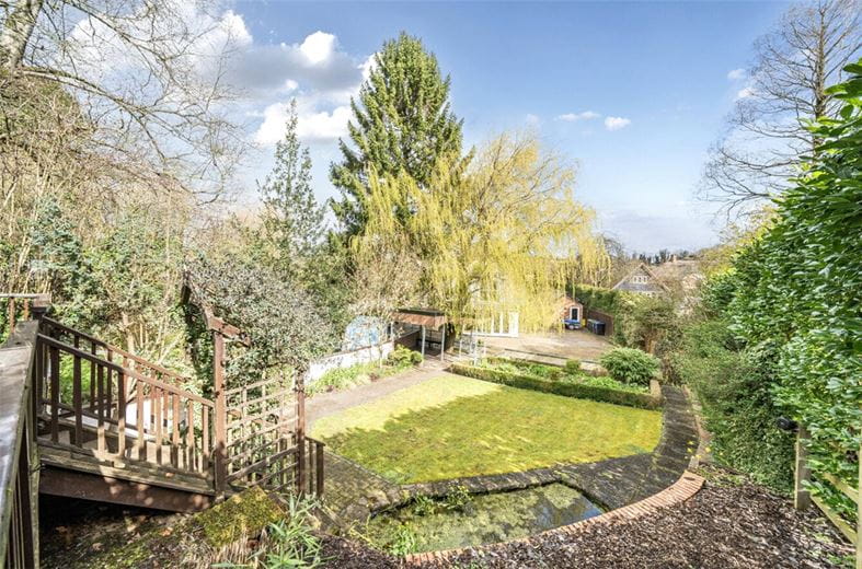 3 bedroom cottage, Wilton, Marlborough SN8 - Available