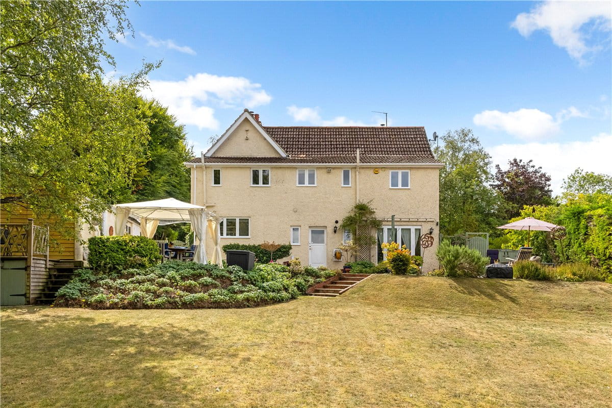 4 bedroom house, Chopping Knife Lane, Marlborough SN8 - Available