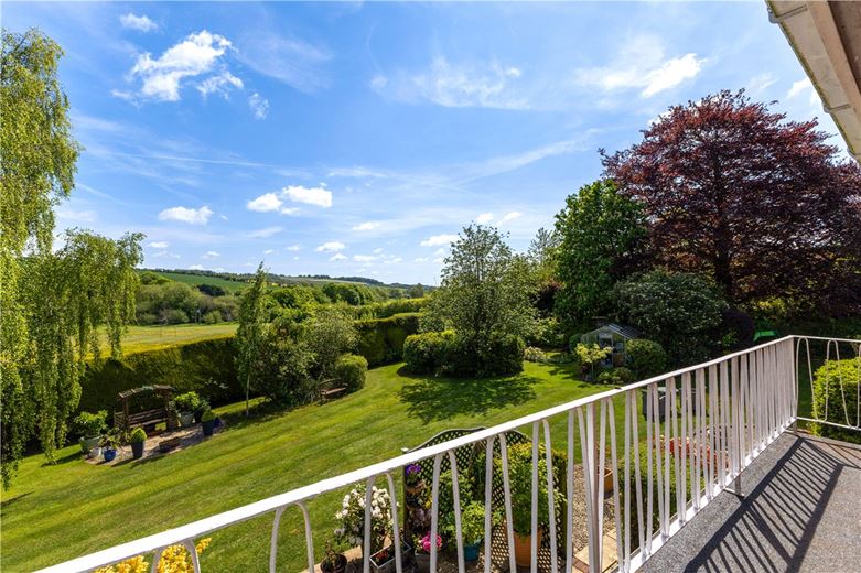5 bedroom house, Southward Lane, Aldbourne SN8 - Available