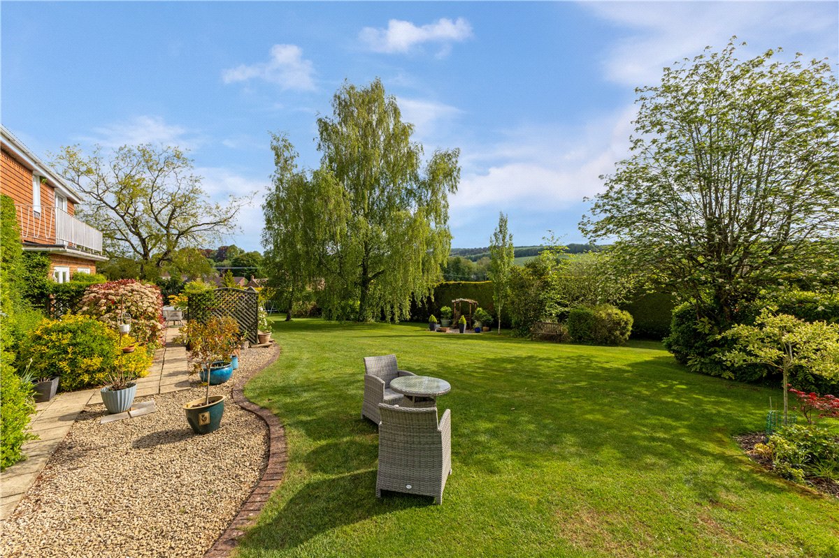 5 bedroom house, Southward Lane, Aldbourne SN8 - Available
