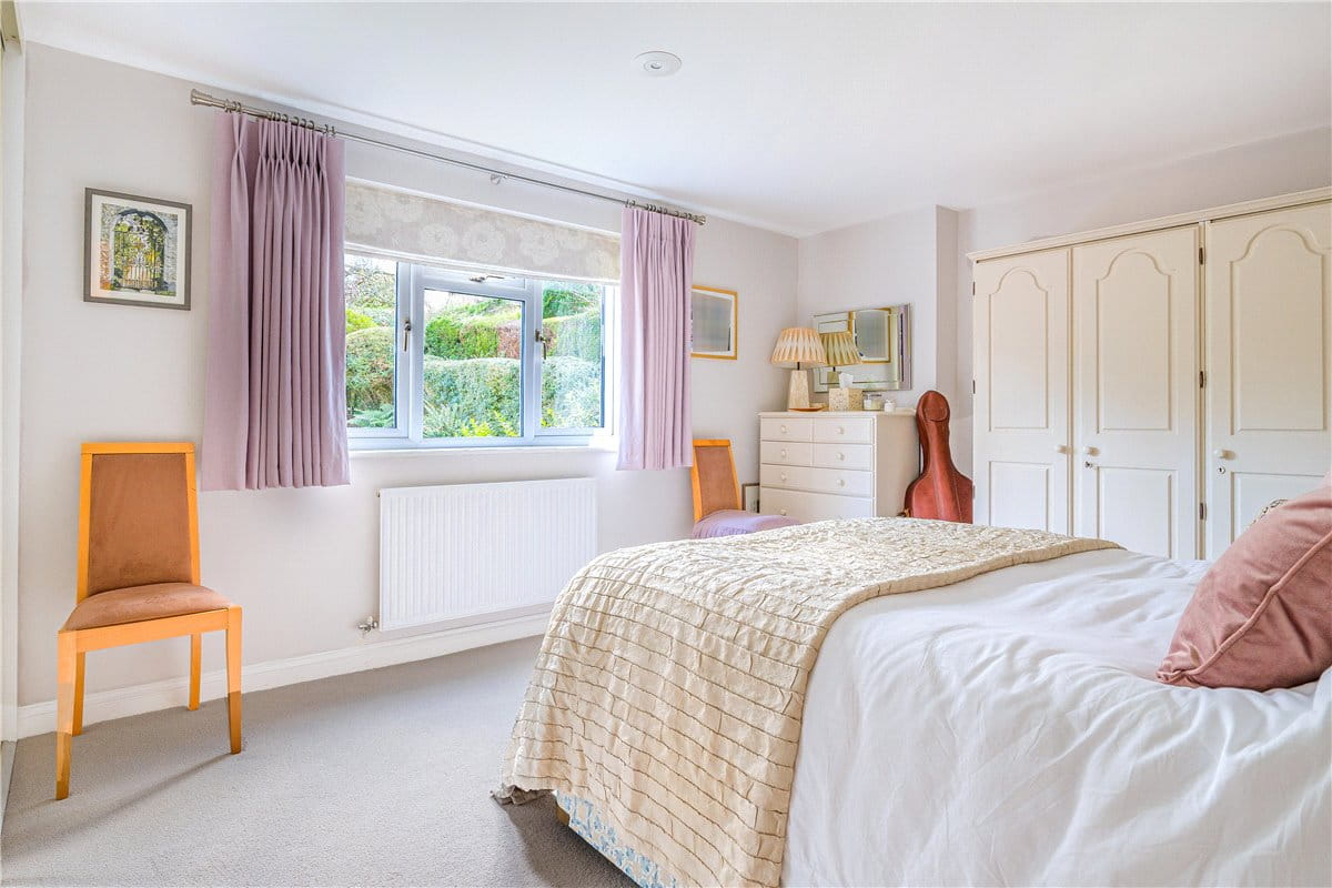 4 bedroom house, High Street, Manton SN8 - Available