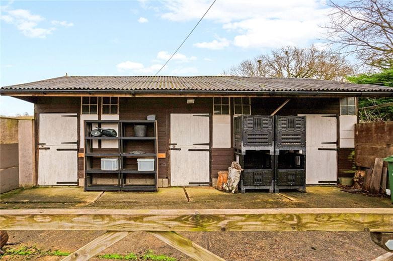 4 bedroom house, Dauntsey Lock, Chippenham SN15 - Available