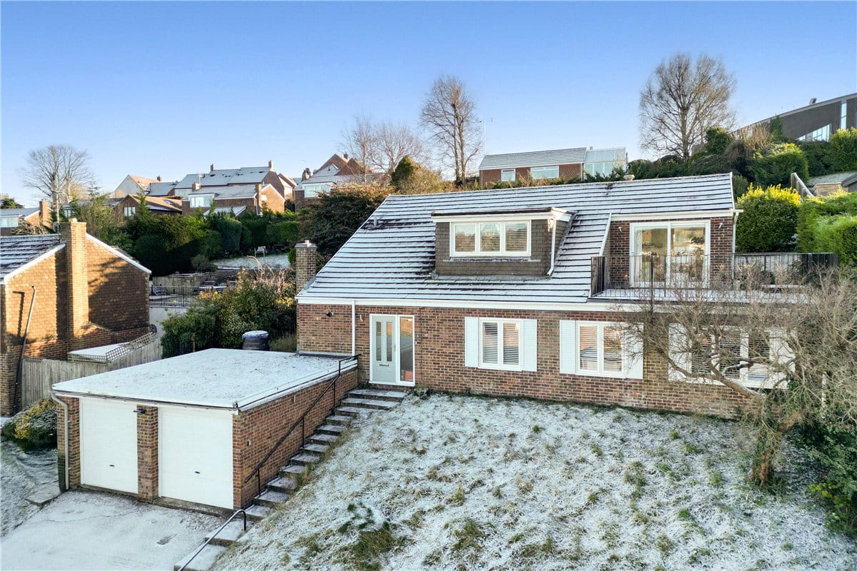 4 bedroom house, Ducks Meadow, Marlborough SN8 - Available