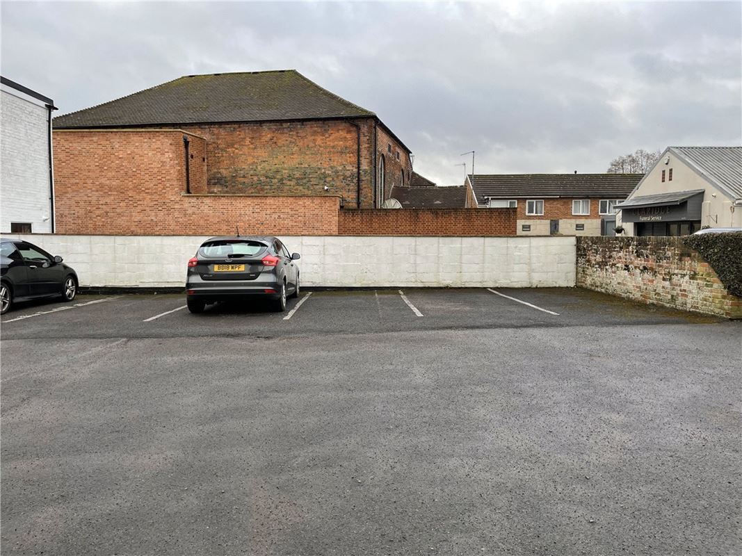  bedroom , The Parade, Marlborough SN8 - Sold STC