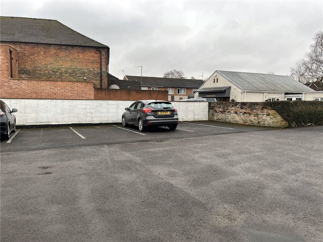  bedroom , The Parade, Marlborough SN8 - Sold STC