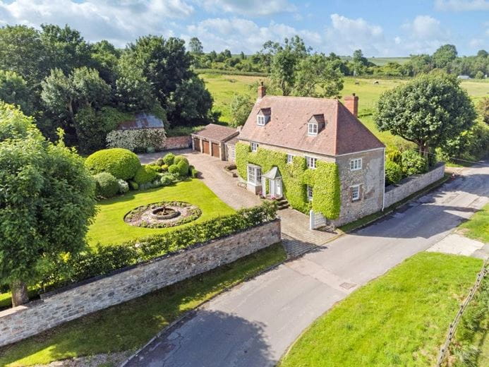 4 bedroom house, Medbourne Lane, Liddington SN4 - Available