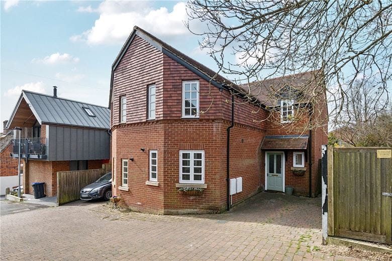 3 bedroom house, Chantry Lane, Marlborough SN8 - Sold STC