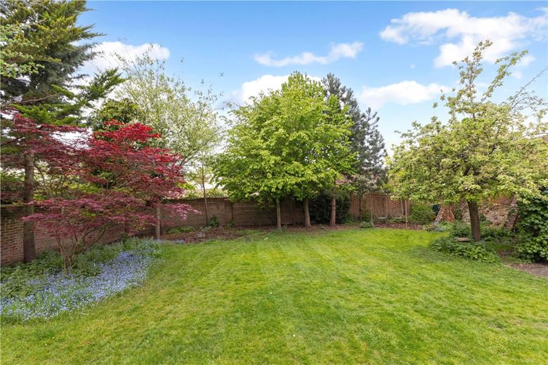 6 bedroom house, The Green, Calne SN11 - Sold