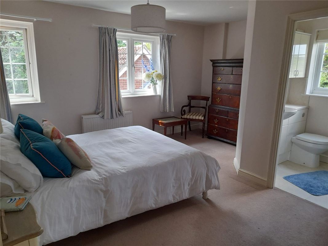 4 bedroom house, West Overton, Marlborough SN8 - Sold