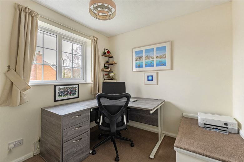 4 bedroom house, Davies Close, Marlborough SN8 - Available