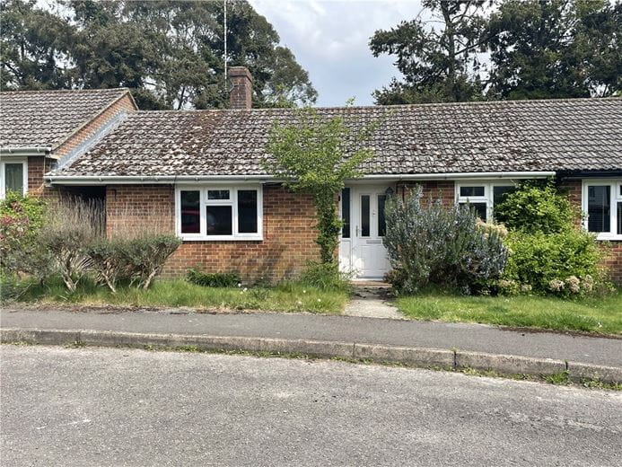 2 bedroom bungalow, The New Severalls, Milton Lilbourne SN9 - Available
