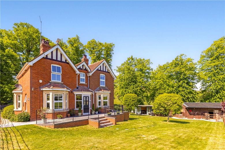 4 bedroom house, Russley Park, Baydon SN8 - Sold