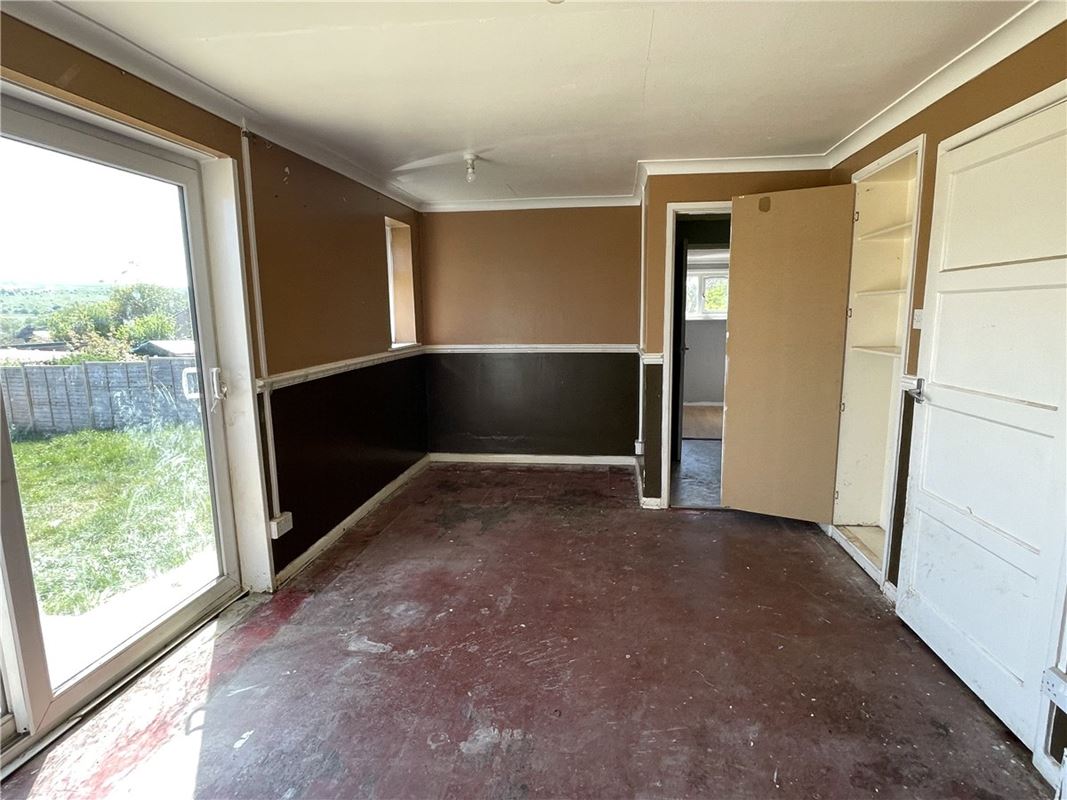 2 bedroom house, Swans Close, Ramsbury SN8 - Sold STC