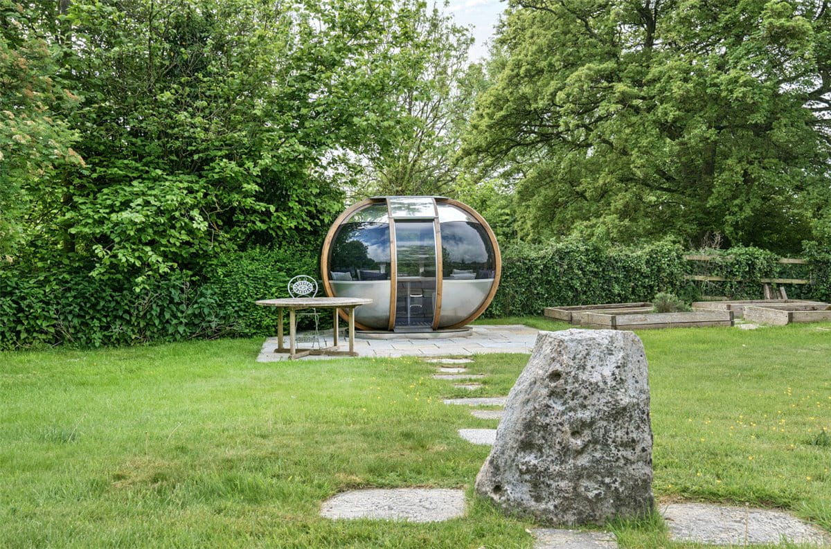 4 bedroom house, Yatesbury, Calne SN11 - Available