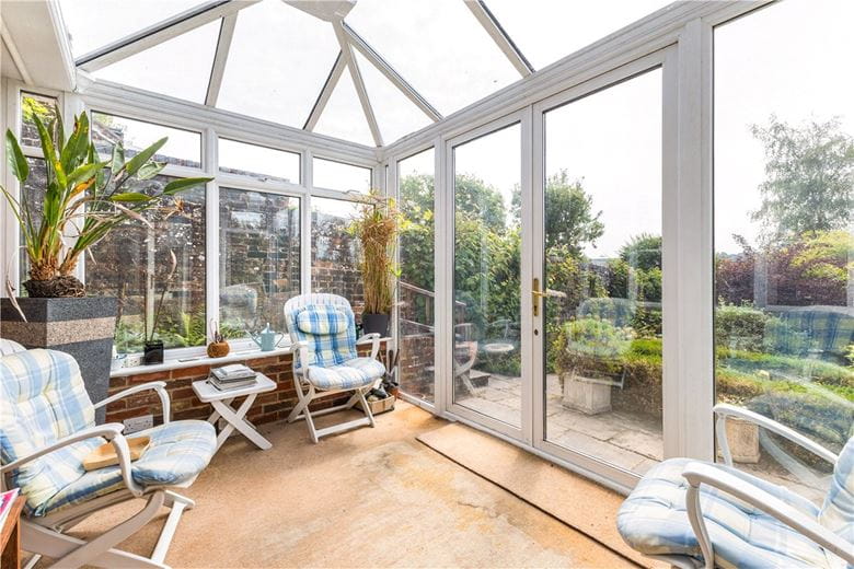 3 bedroom house, Back Lane, Marlborough SN8 - Available