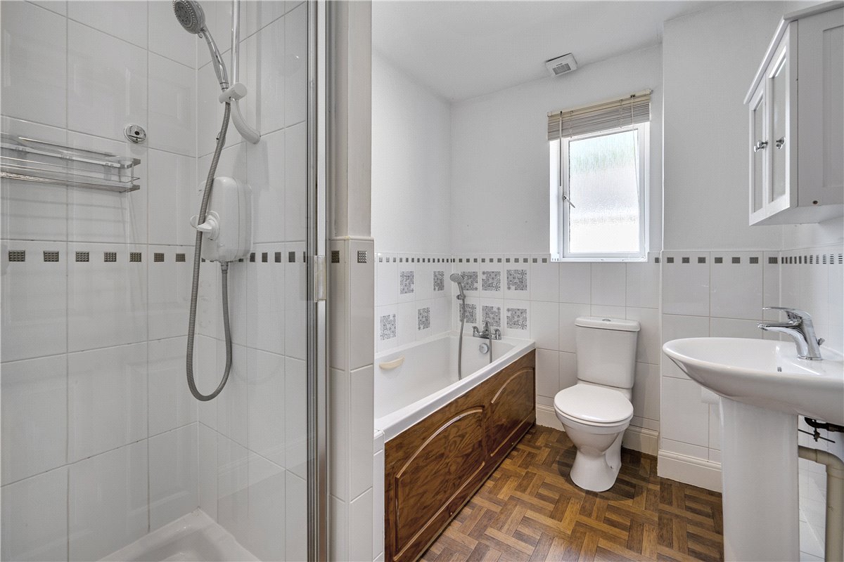 5 bedroom house, Lake View, Calne SN11 - Sold