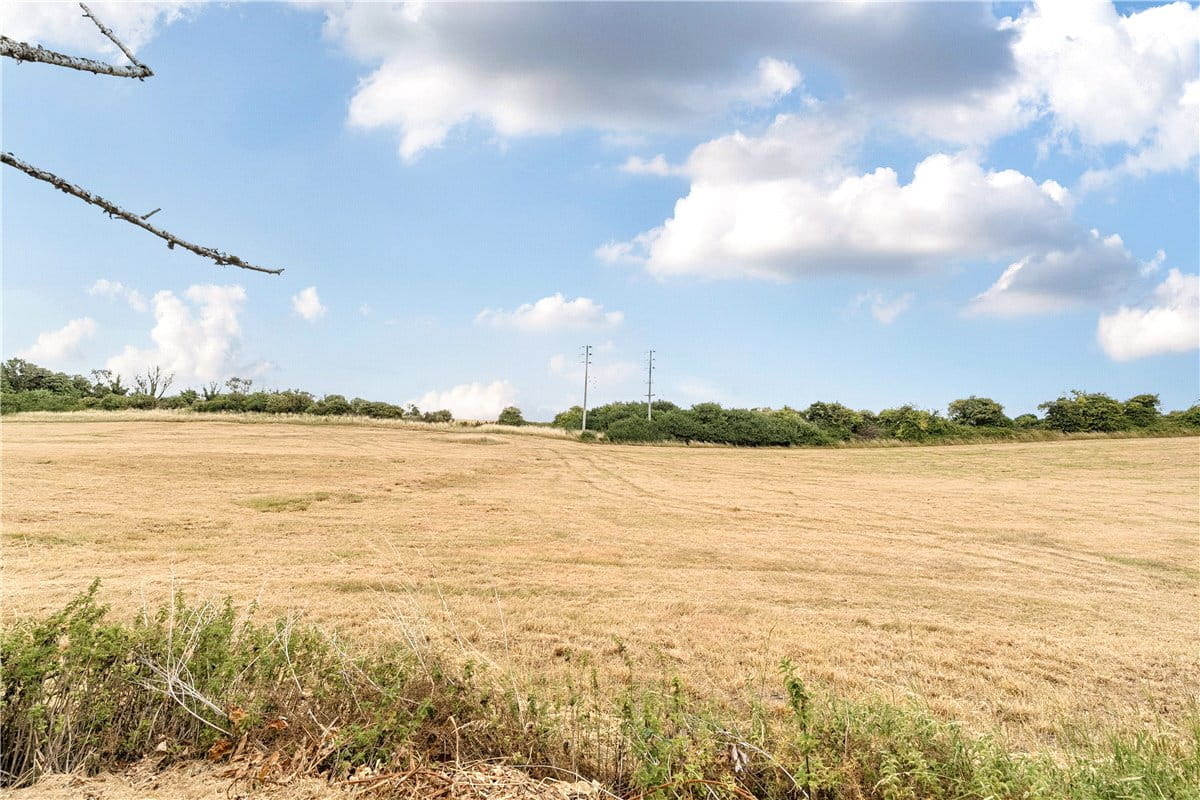 4 bedroom house, Andover Road, Upavon SN9 - Sold STC