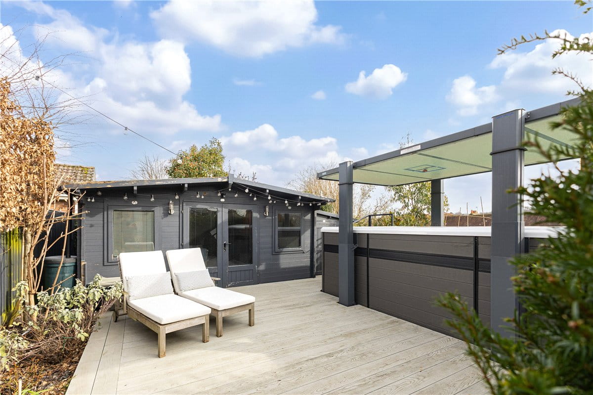 4 bedroom house, Blowhorn Street, Marlborough SN8 - Sold STC