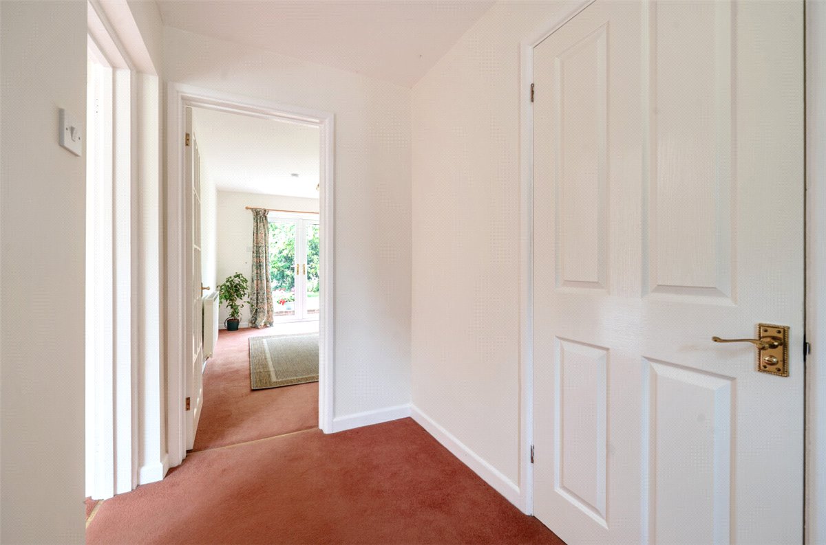 3 bedroom house, Yatesbury, Calne SN11 - Available