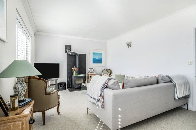 4 bedroom house, Manton Hollow, Manton SN8 - Available