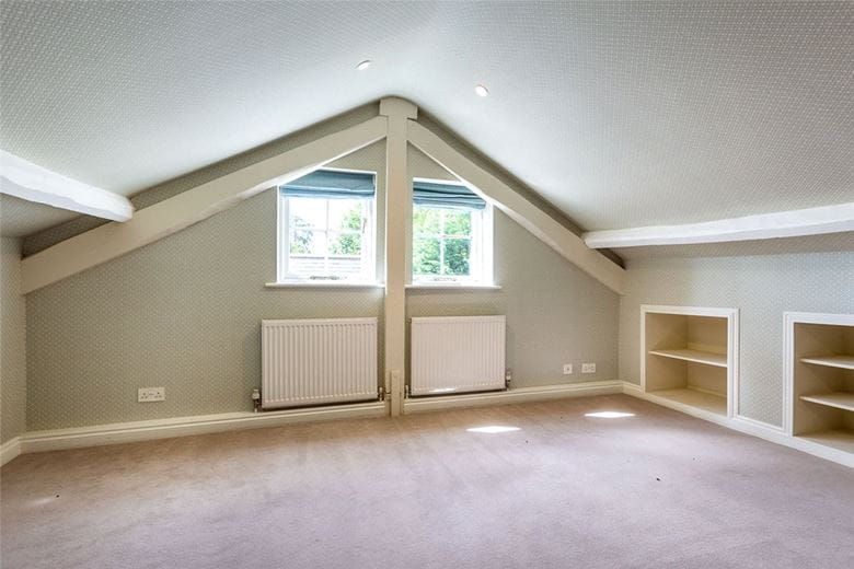 8 bedroom house, Oxenwood, Marlborough SN8 - Available