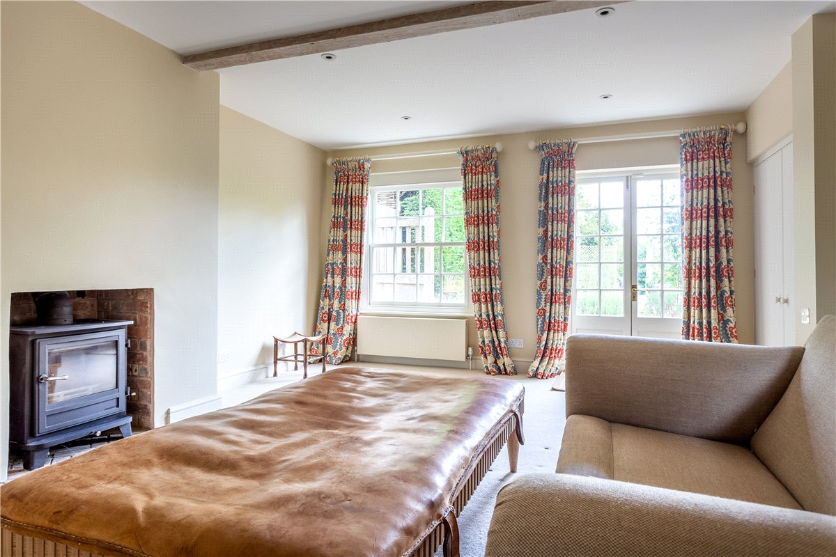 8 bedroom house, Oxenwood, Marlborough SN8 - Available