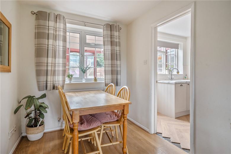 3 bedroom house, Southfield, West Overton SN8 - Available