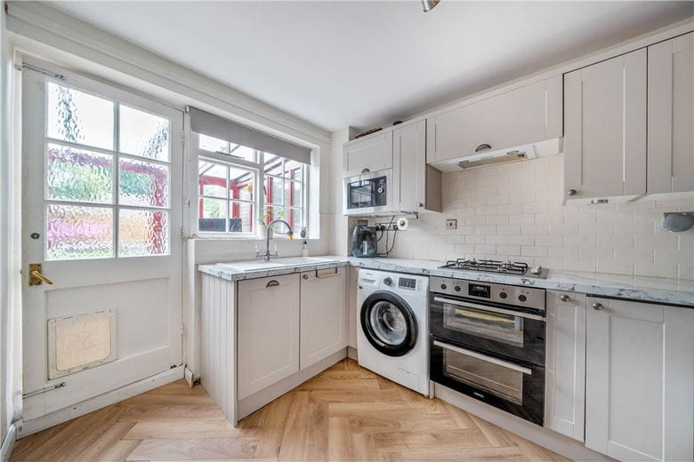 3 bedroom house, Southfield, West Overton SN8 - Available