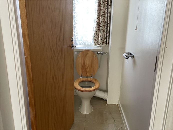 2 bedroom bungalow, Manton Close, Manton SN8 - Available